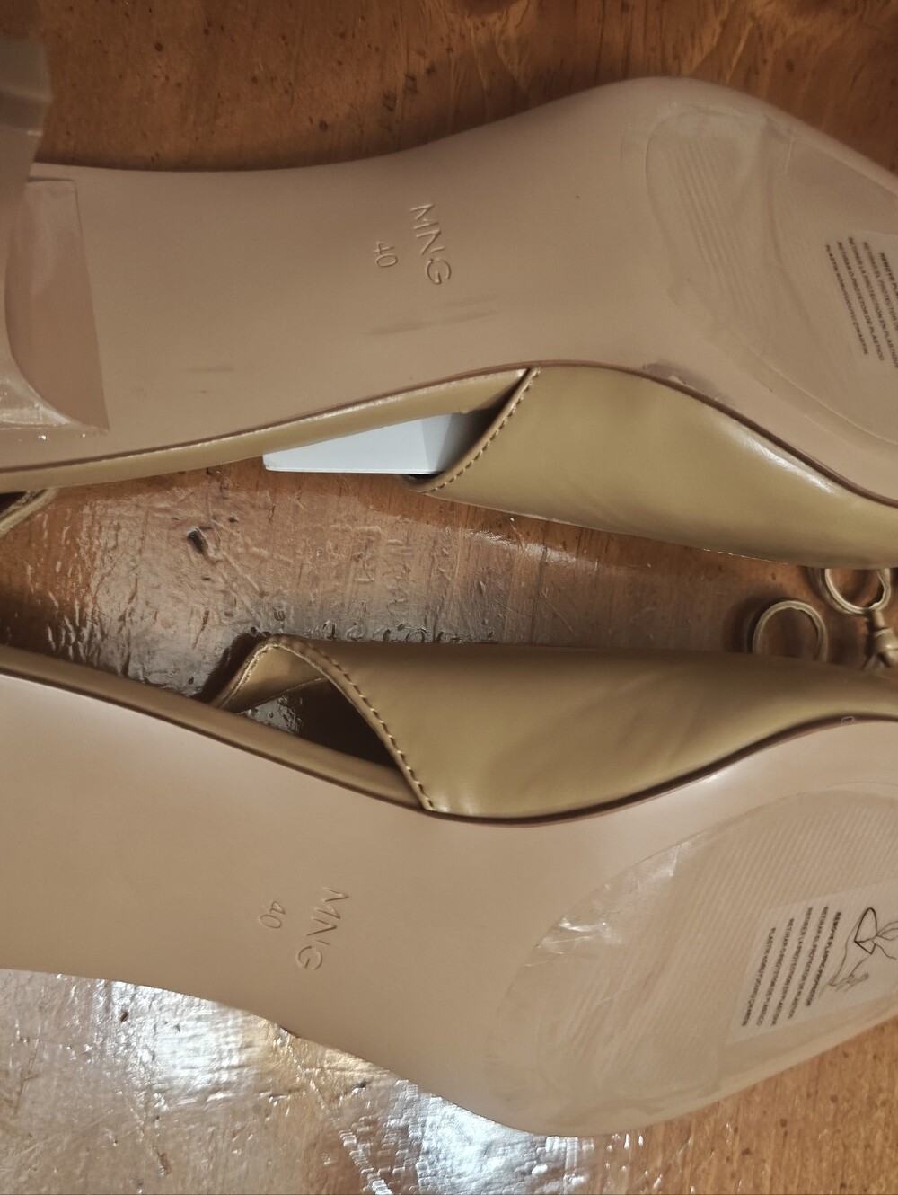 Mango Tan Pointed Slingback Kitten Heels with Bow - Picture 8 of 9